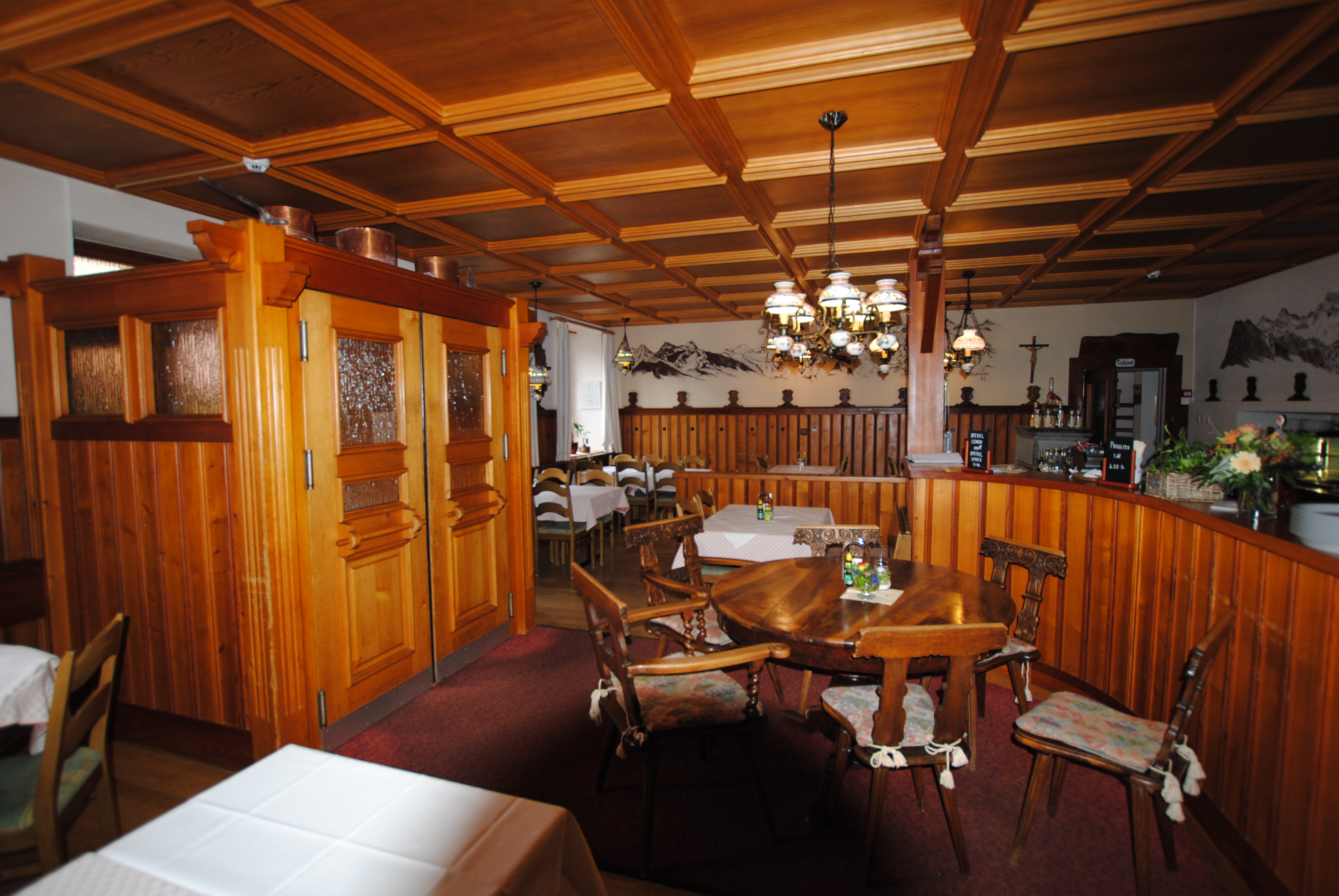 Urlaub-mit-Hund: Hotel Croix d`Or et Poste